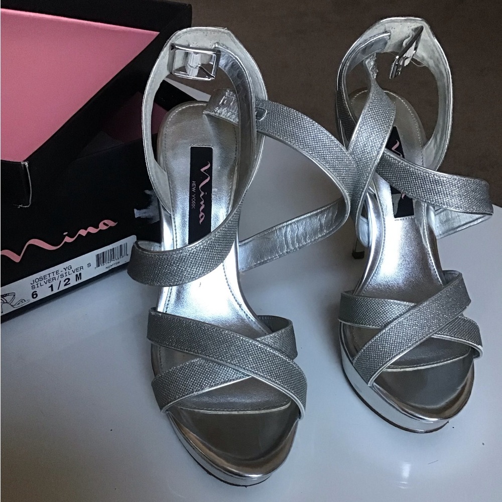 Nina Josette silver heel size 6.5